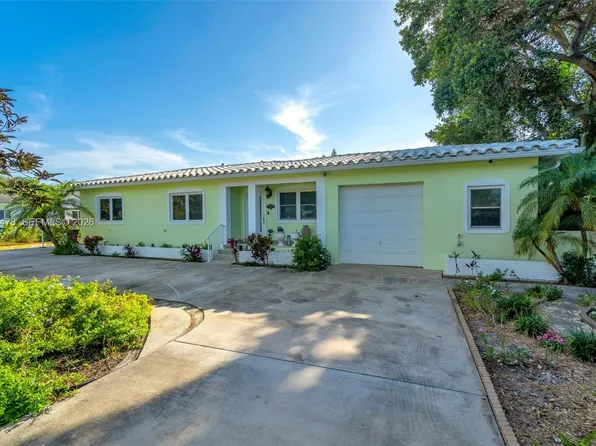 14150 NW 1st Ave, Miami, FL 33168
