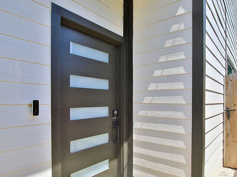 4337 Faulkner St — Photo 36