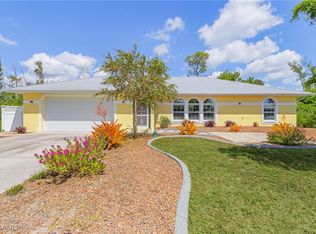 3526 Manatee Dr, Saint James City, FL 33956