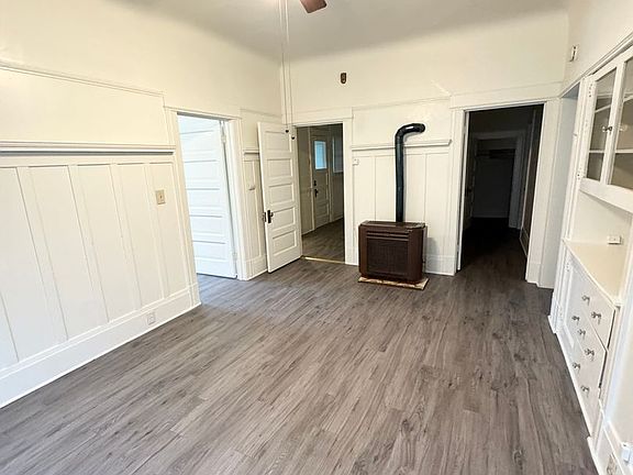 5th image of 1401 T St #T