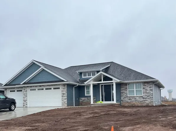 2697 Willow Grove Ln, Green Bay, WI 54311