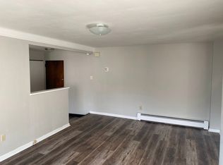 123 6th St APT 3, Turtle Creek, PA 15145