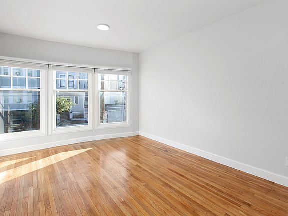4th image of 839 Broderick St APT 1