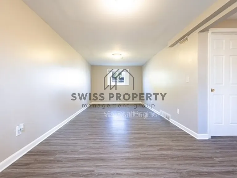 2859 Falcon Bridge Dr — Photo 3