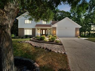 6931 Hillsboro Ct, Fort Wayne, IN 46835