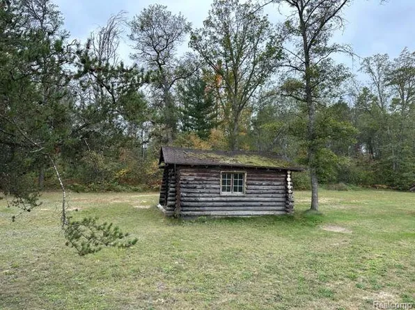 S Grayling Rd, Grayling, MI 49738