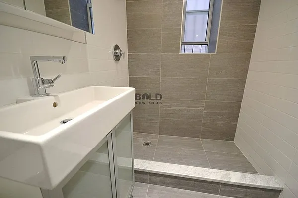 Rented by Abode Residential LLC | media 18