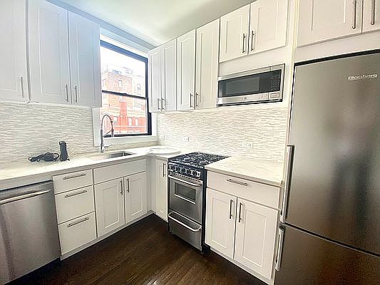 5th image of 77 W 68th St APT 5B