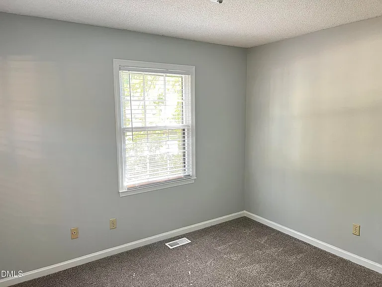 200 Lake Pine Dr — Photo 12