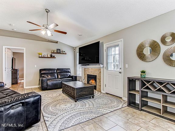 4th image of 11178 Coldfield Dr