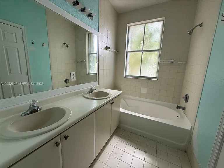 1449 SE 24th Rd — Photo 8