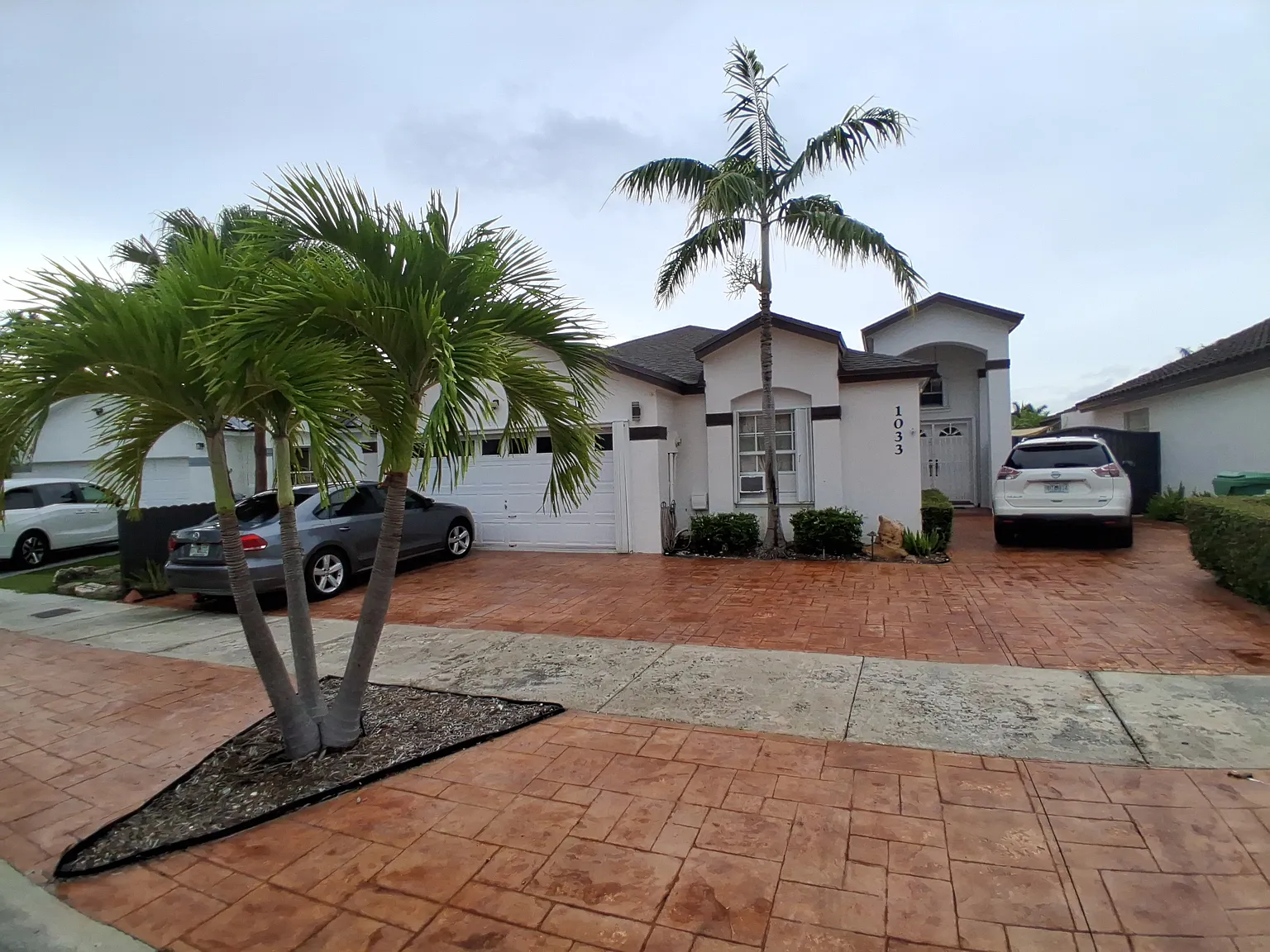 3 bed, 1850 sqft, $3,950 — Photo 2