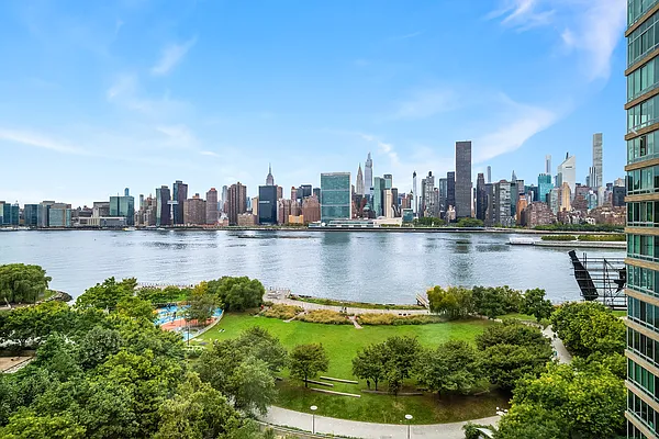 Rented by Compass | media 30