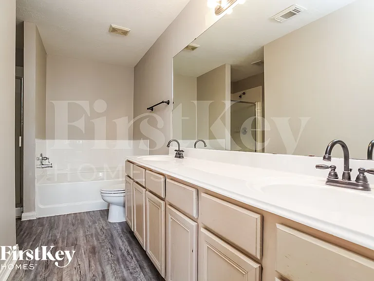 8114 Scarlet Tanager Dr — Photo 12