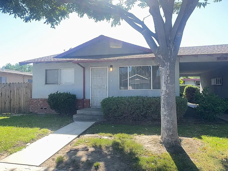 1915 Celeste Ct #B — Photo 18
