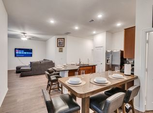 409 Magnolia Ln, Clute, TX 77531