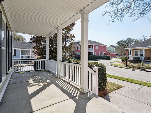 3rd image of 5203 Celtic Dr