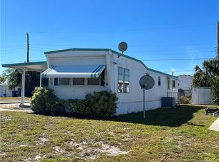8250 SE Eagle Ave, Hobe Sound, FL 33455