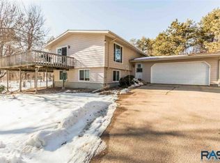 3109 S Matt Rd, Sioux Falls, SD 57110