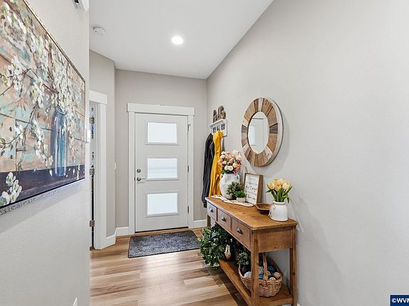 4th image of 808 Northpoint Loop