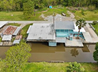 8560T Big Lake Rd, Lake Charles, LA 70605