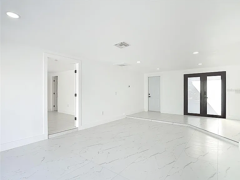 9920 San Mateo Way — Photo 12