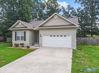 322 Tessa Cir, Albertville, AL 35950