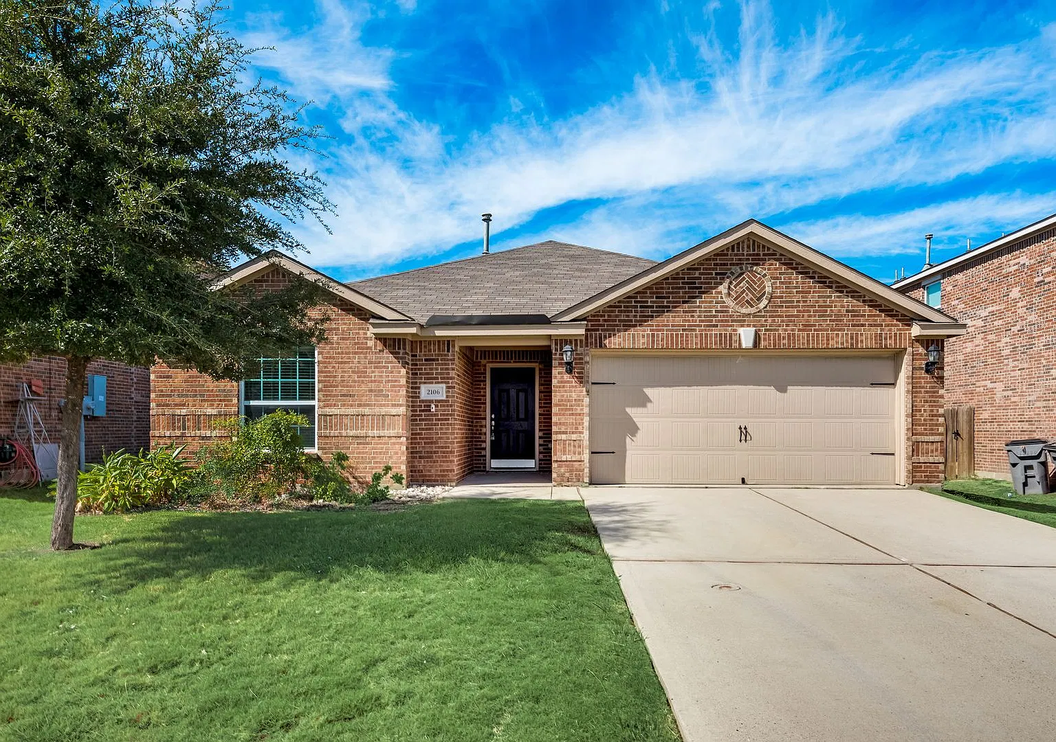 A must see home in Forney! — Photo 2