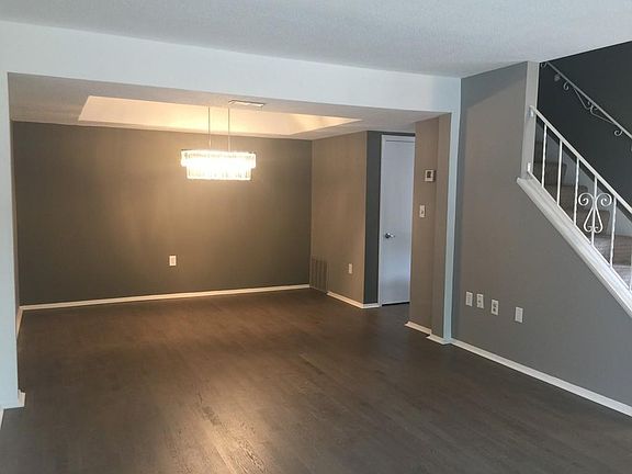 4th image of 101 Greenbrook Dr #101