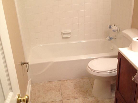 2nd image of 565 Madeira Dr