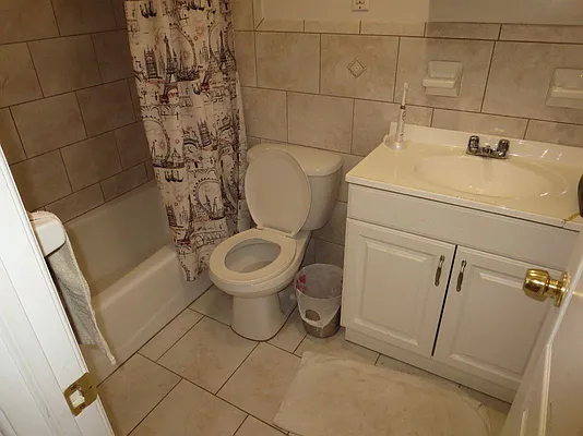 Rented by Remax Real Estate Professionals | media 3