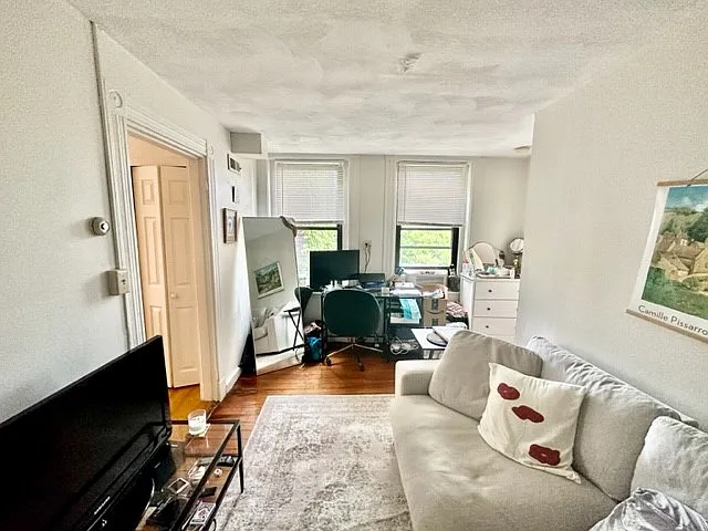 Building Photo - 24 Stillman St #4M