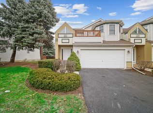 317 Inner Circle Dr, Bolingbrook, IL 60490