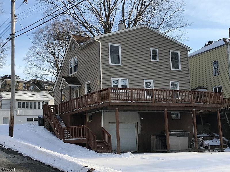 2nd image of 71 Allen St