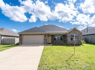 1908 E Endura Park Dr, Siloam Springs, AR 72761