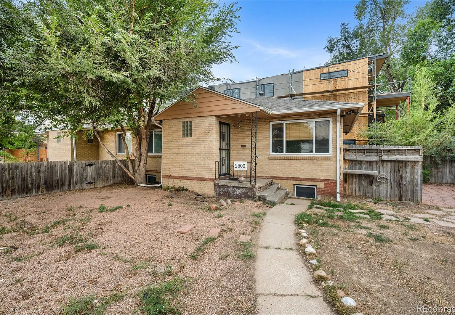 2 bed, 1.0 bath, 875 sqft, $2,000 — Photo 4