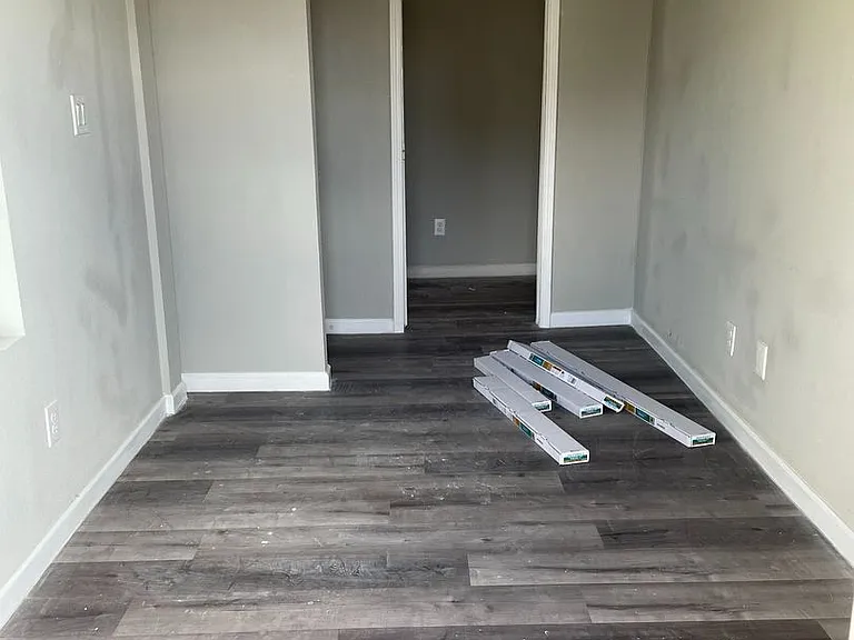 1010 W 25th St — Photo 31