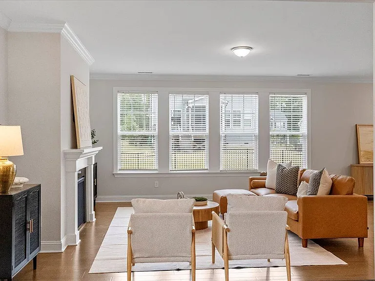 1829 Knights Crest Way — Photo 13