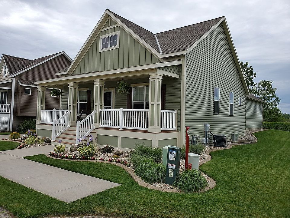 2nd image of 79 Brynwood Ave