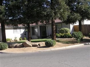 5125 W Kadota Ave, Fresno, CA 93722