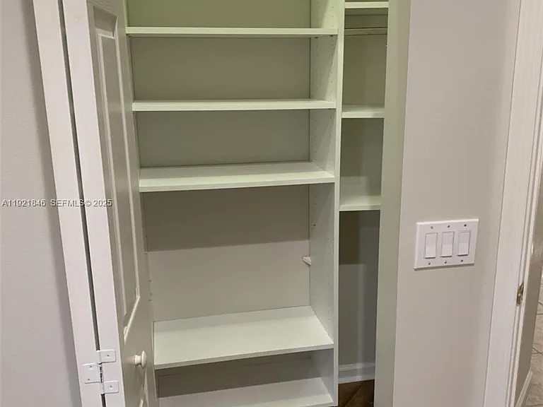 2518 Bay Pointe Ct — Photo 26