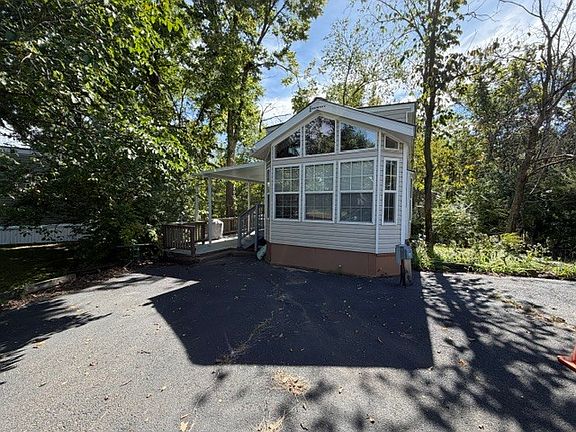 2nd image of 2795 E 28th Rd Lot 1142