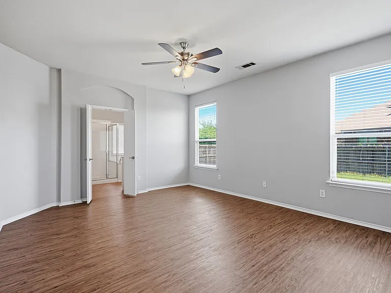 1113 Beaverwood Ln — Photo 19