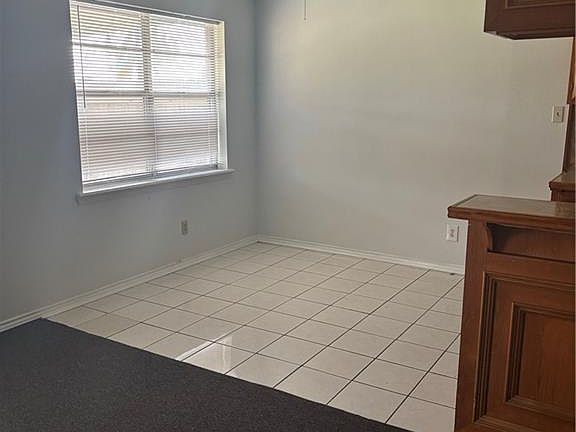 2nd image of 2106 Lemon Tree Ct