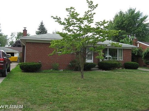 4th image of 27339 Lorraine Ave