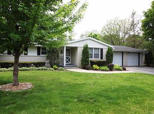 1253 W Laurel St, Whitewater, WI 53190