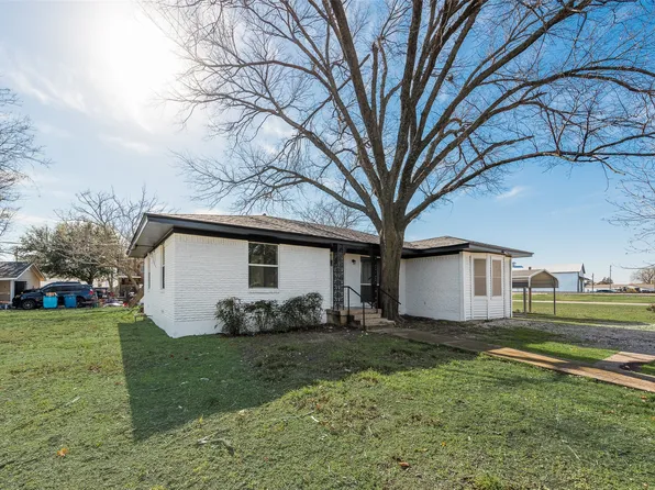 101 E Marshall St, Palmer, TX 75152