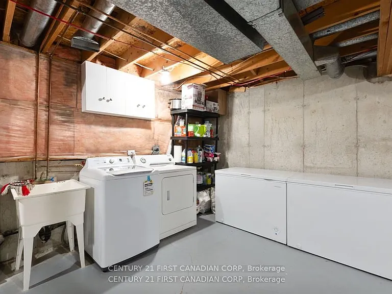 35 Waterman Ave #60 — Photo 27