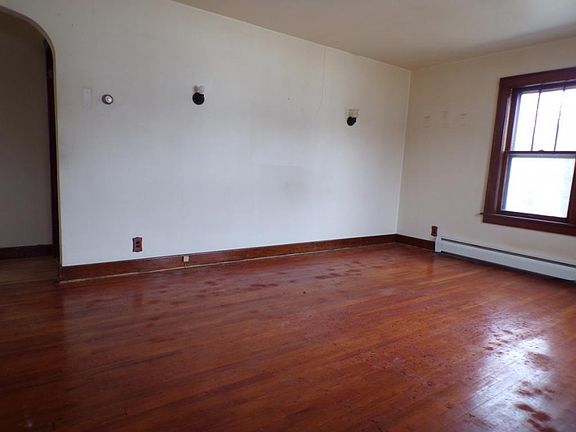 5th image of 11/15 Hastings St