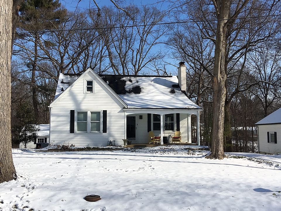 2nd image of 14 Woodland Ct